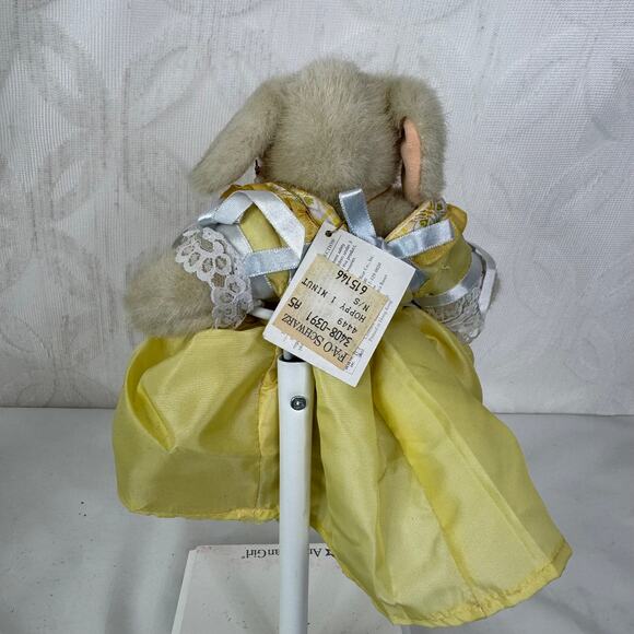 Muffy VanderBear The Mozart Collection One Minuet More Hoppy VanderHare Plush - Picture 8 of 9